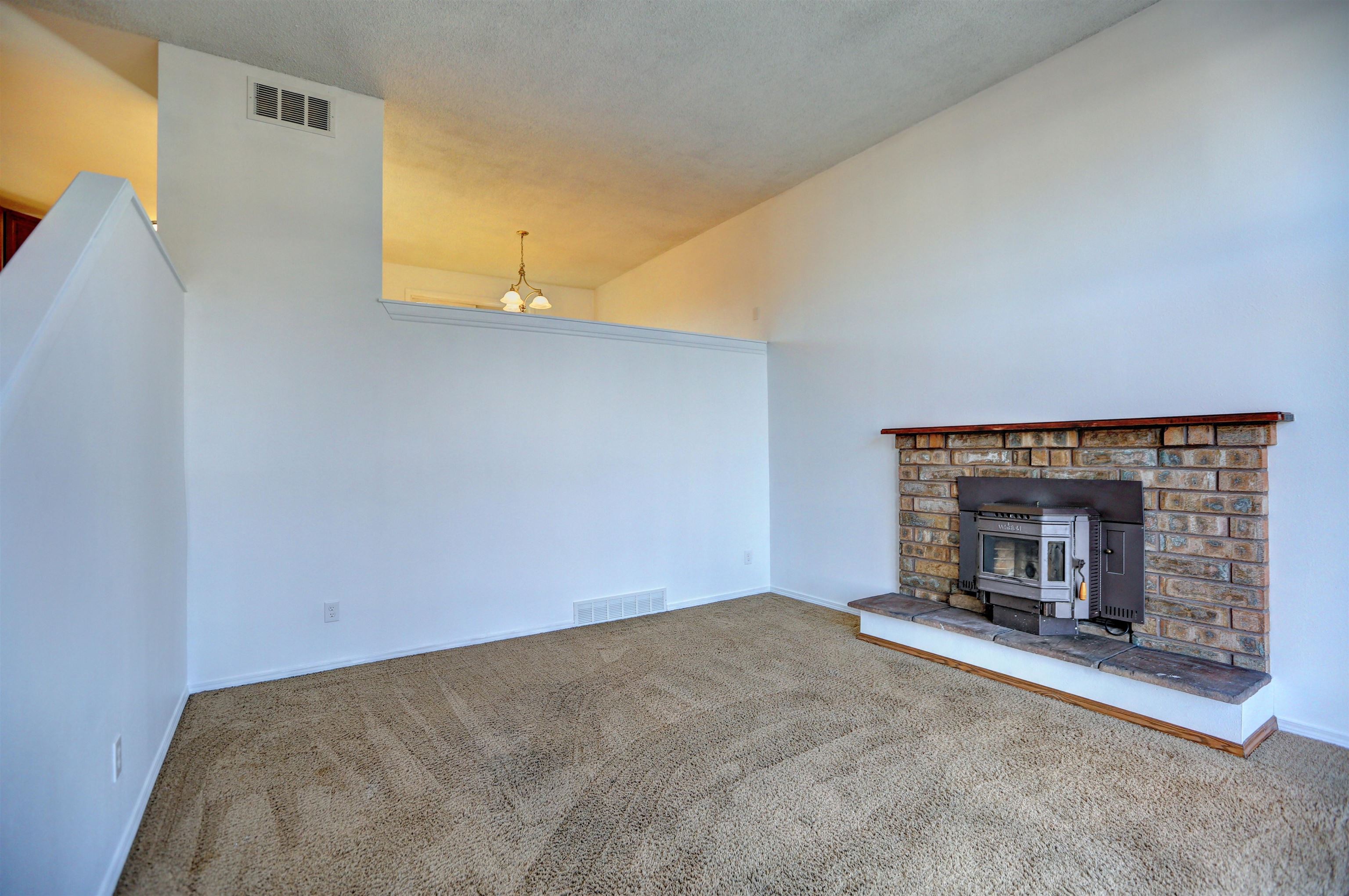 1113 South Century Road Spokane Valley, WA 99037 - Photo 9 of 36