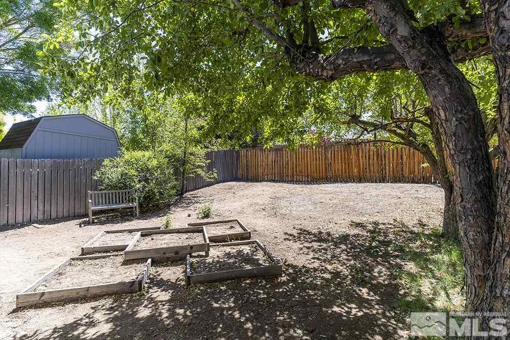 1531 Rayburn Drive Reno, NV 89503 - Photo 23 of 26 a view of backyard with green space
