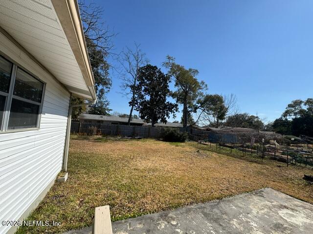 845 Acapulco Road Jacksonville, FL 32216 - Photo 12 of 13 845 Acapulco- Backyard