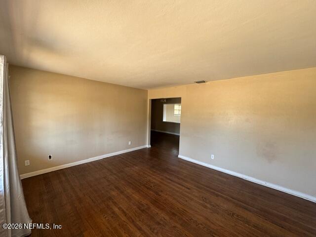 845 Acapulco Road Jacksonville, FL 32216 - Photo 2 of 13 845 Acapulco- Livingroom