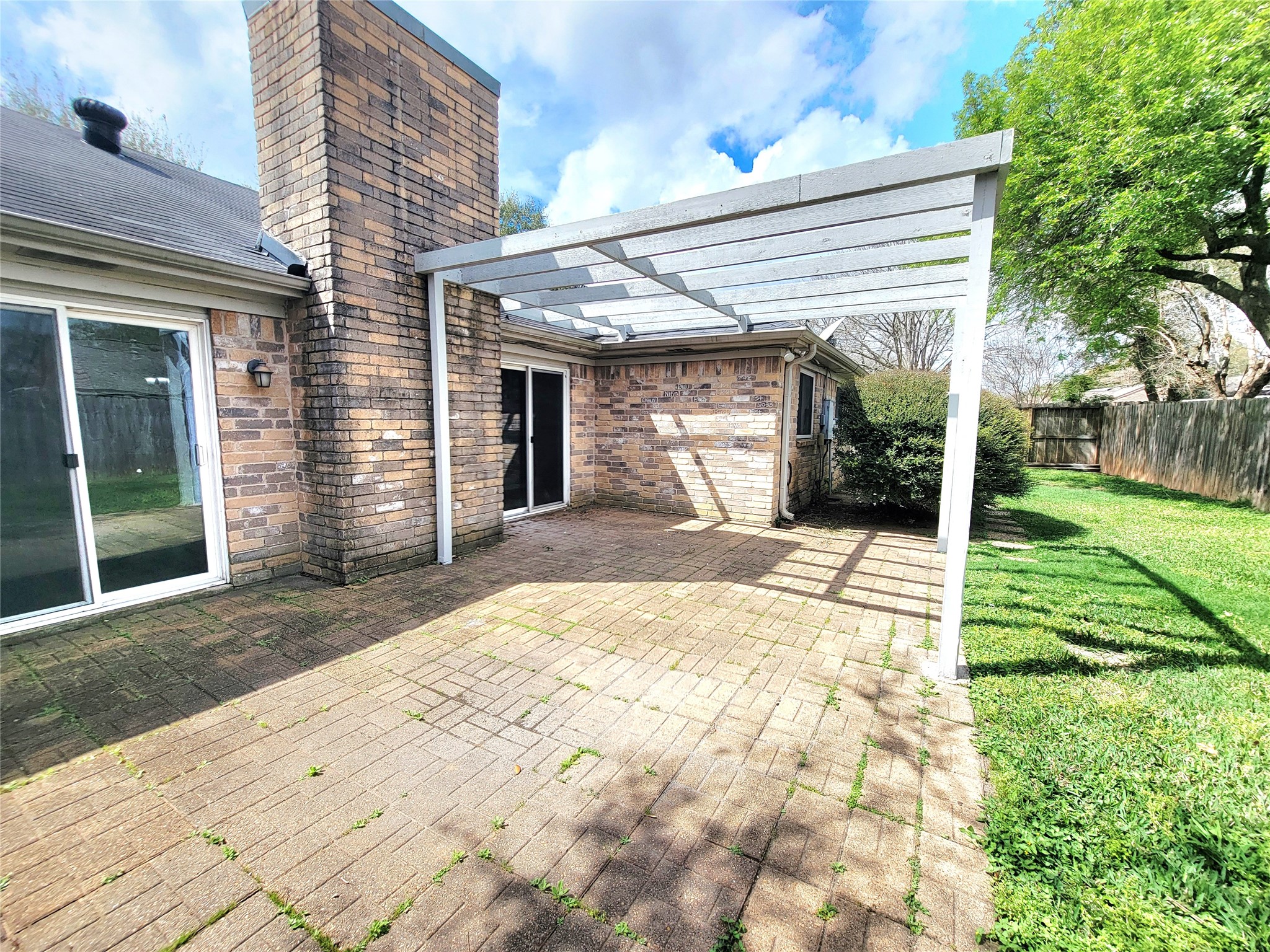 3923 Issacks Way Sugar Land, TX 77479 - Photo 2 of 10 patio.