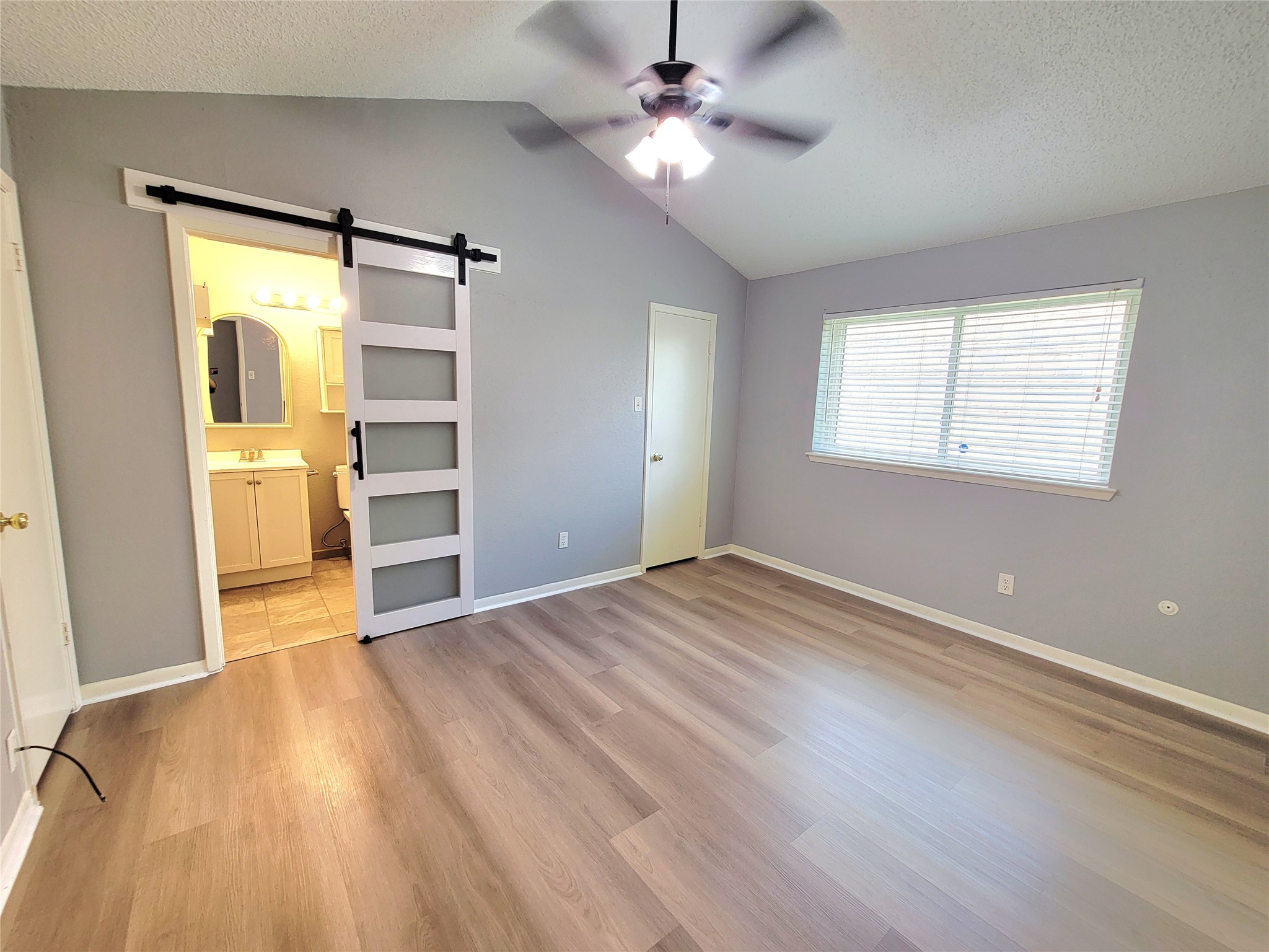 3923 Issacks Way Sugar Land, TX 77479 - Photo 3 of 10 Master bedroom.