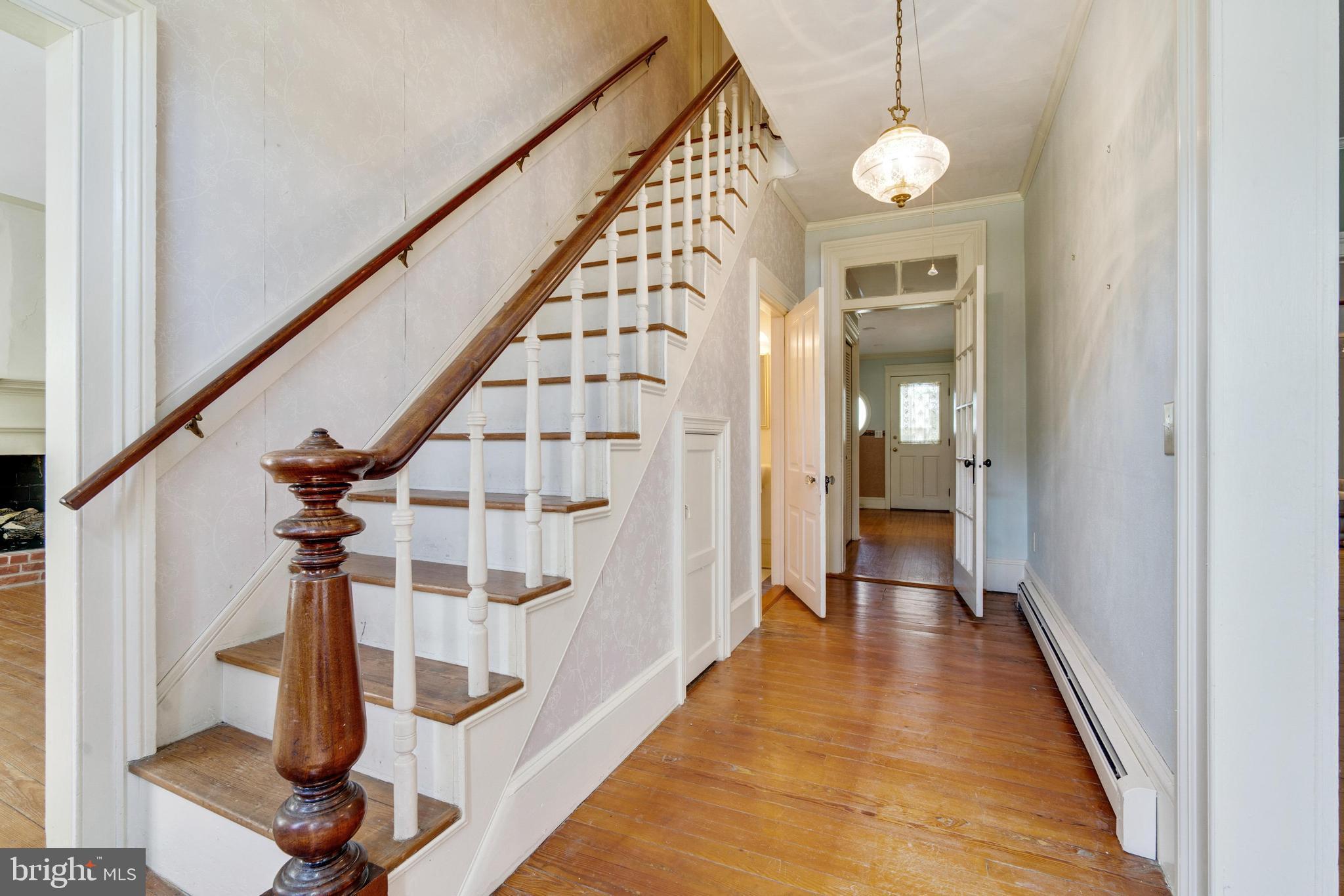 5184 Edesville Road Rock Hall, MD 21661 - Photo 27 of 48 Attractive stair case