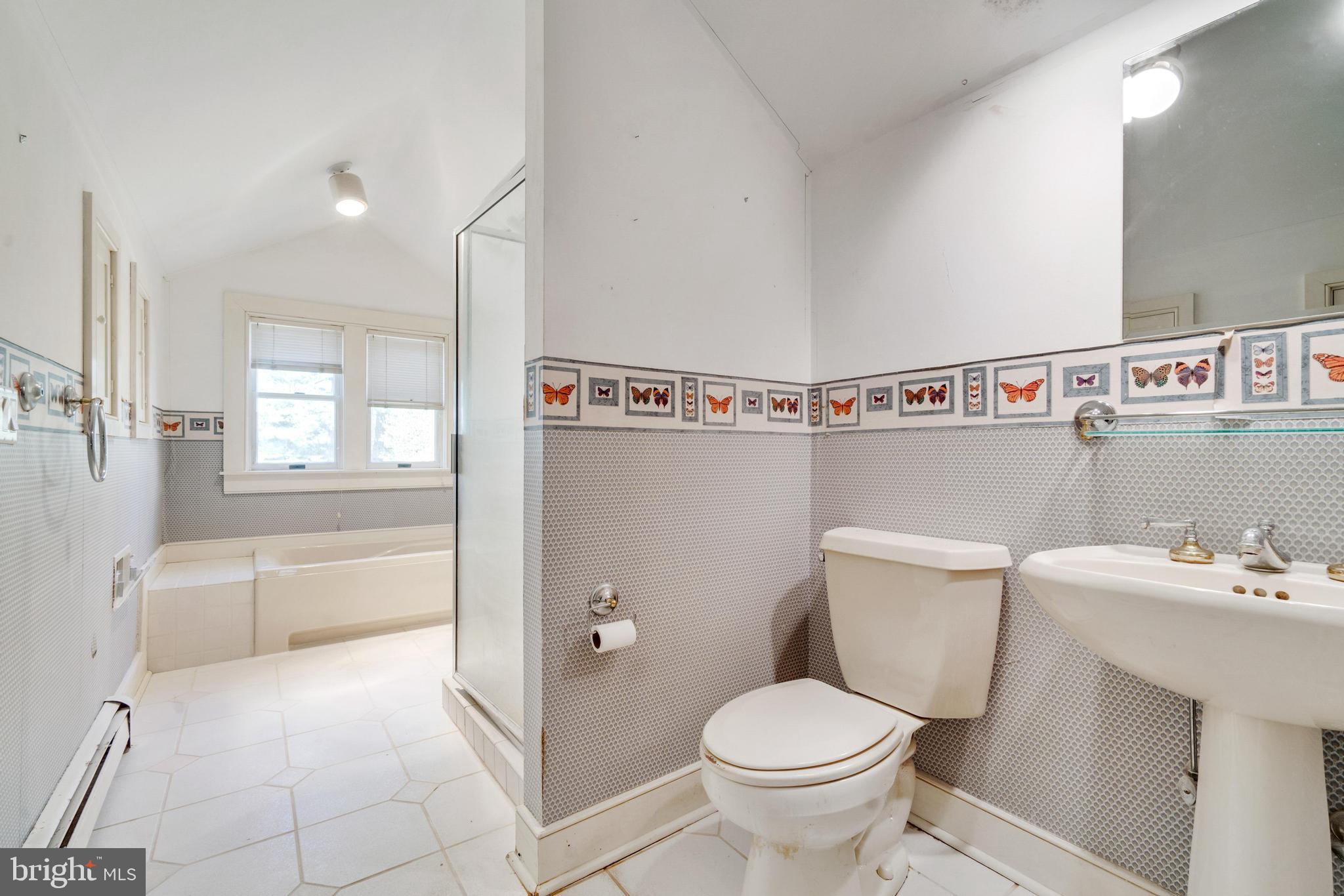 5184 Edesville Road Rock Hall, MD 21661 - Photo 34 of 48 Full bath 2nd floor.