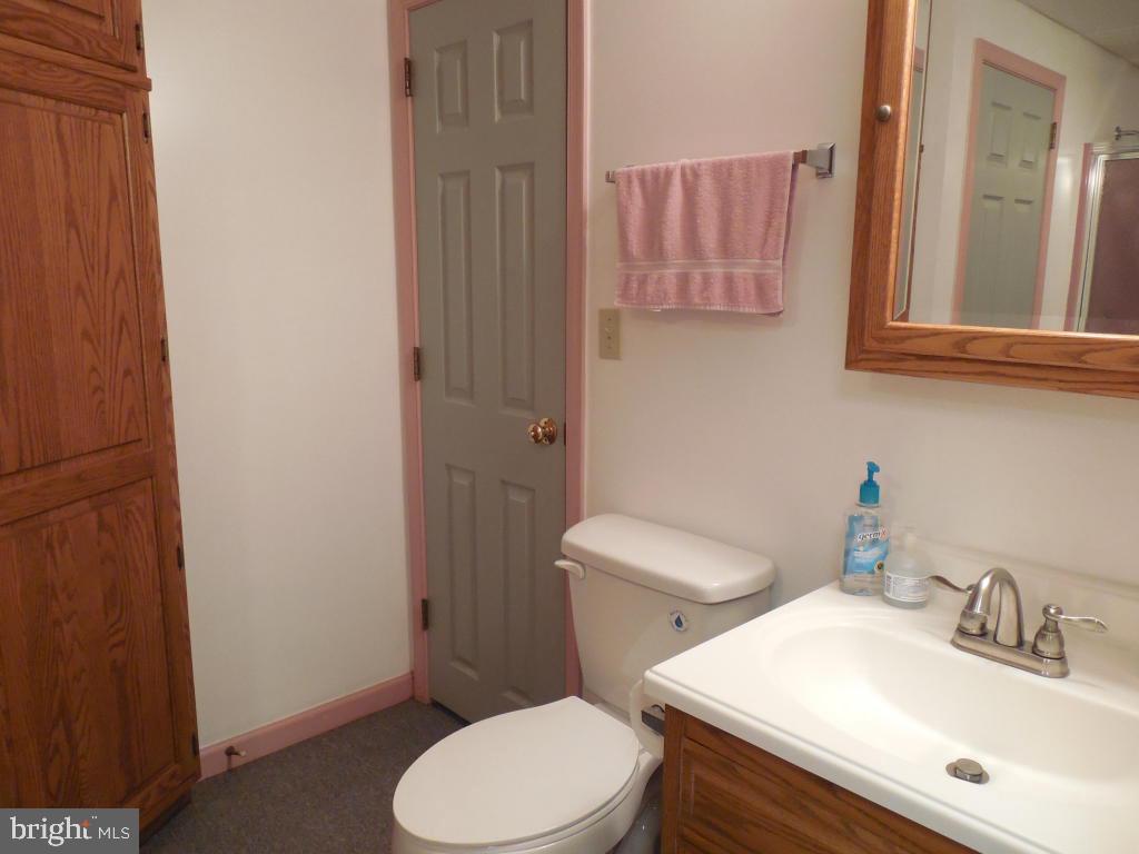 211 Queens Gate Road Lititz, PA 17543 - Photo 16 of 19