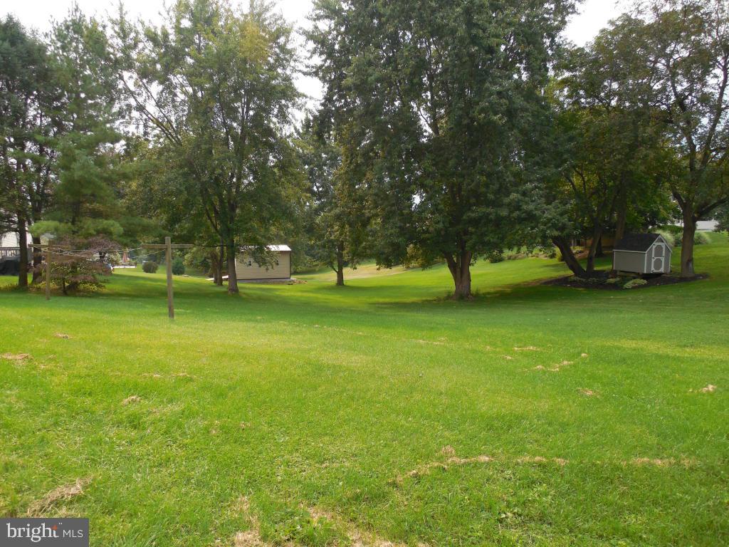211 Queens Gate Road Lititz, PA 17543 - Photo 19 of 19