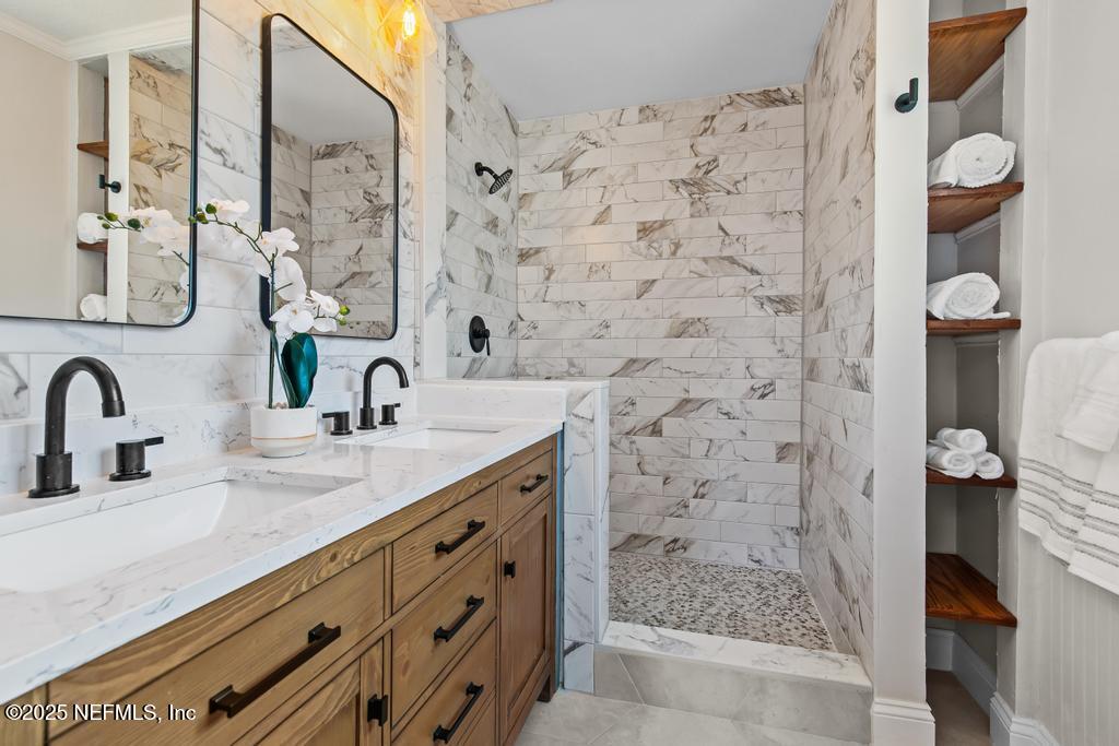 9520 Pickwick Drive Jacksonville, FL 32257 - Photo 29 of 47 Master Bath 1 of 3