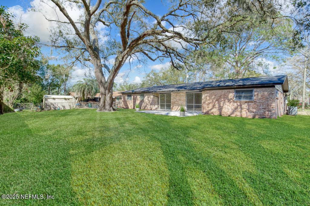9520 Pickwick Drive Jacksonville, FL 32257 - Photo 42 of 47 Backyard 4 of 4