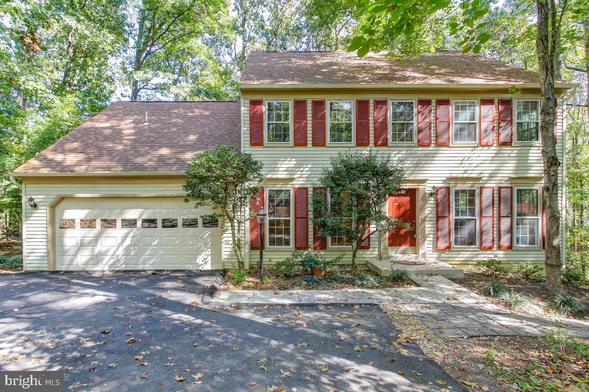 2277 Crows Nest Lane Reston, VA 20191 - Photo 1 of 35