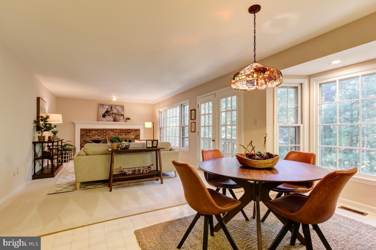 2277 Crows Nest Lane Reston, VA 20191 - Photo 15 of 35