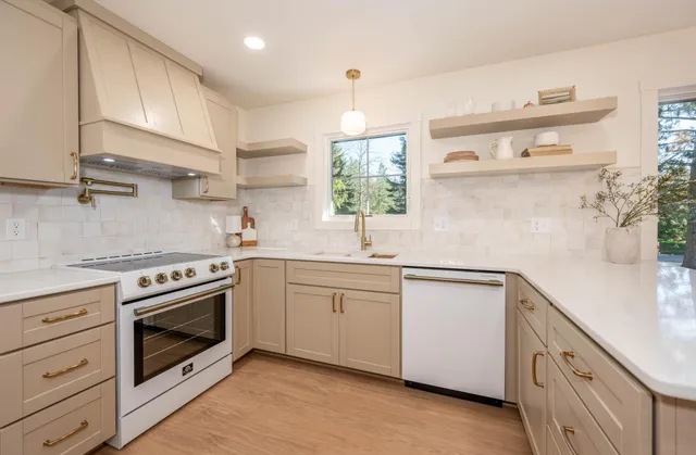 $407,000 | 1213 Lorane Drive, Grand Rapids, MN 55744