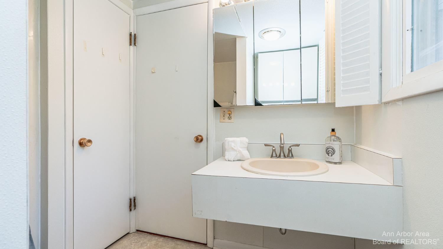 1295 West Bemis Road Saline, MI 48176 - Photo 58 of 86 Photo 58