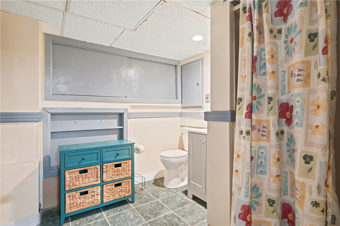 195 Elmore Avenue Woonsocket, RI 02895 - Photo 28 of 41