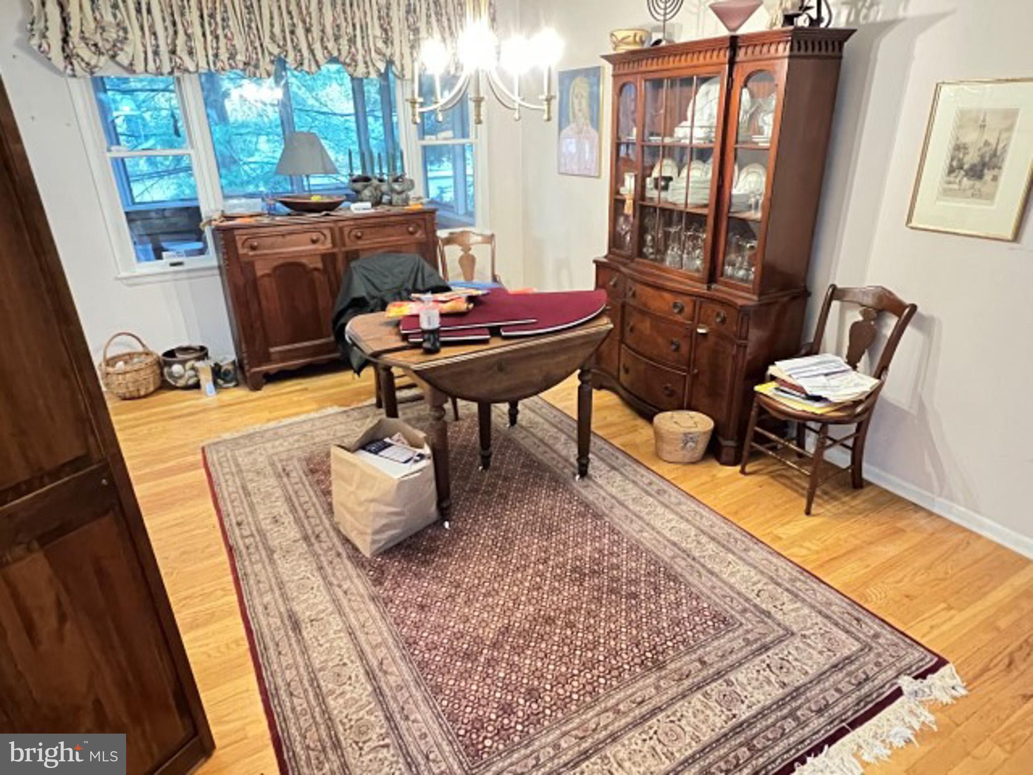 6516 Sherwood Road Baltimore, MD 21239 - Photo 11 of 76