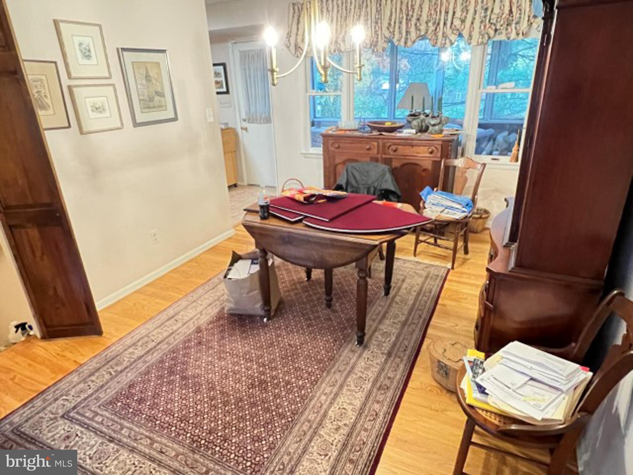 6516 Sherwood Road Baltimore, MD 21239 - Photo 12 of 76