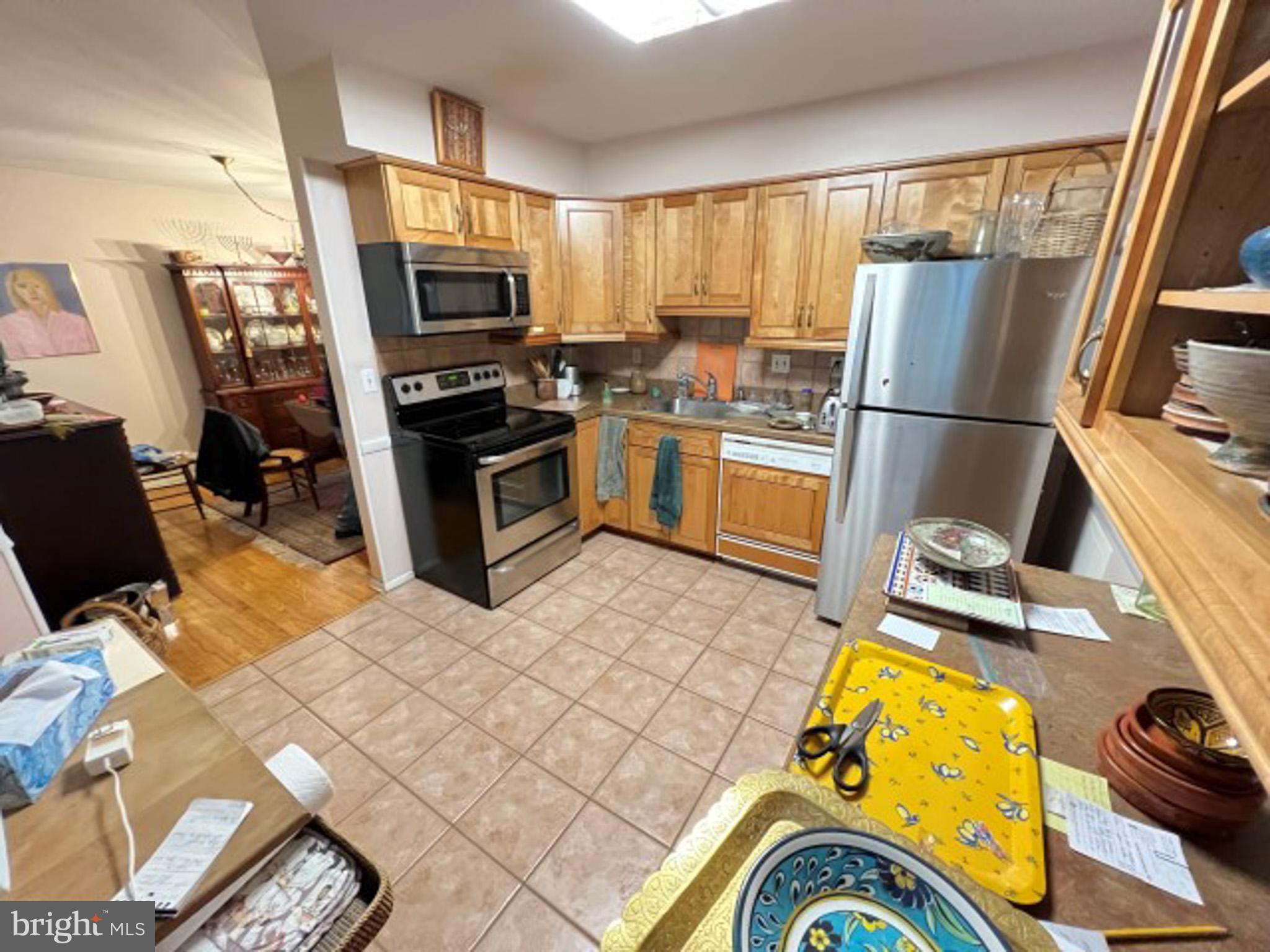 6516 Sherwood Road Baltimore, MD 21239 - Photo 16 of 76