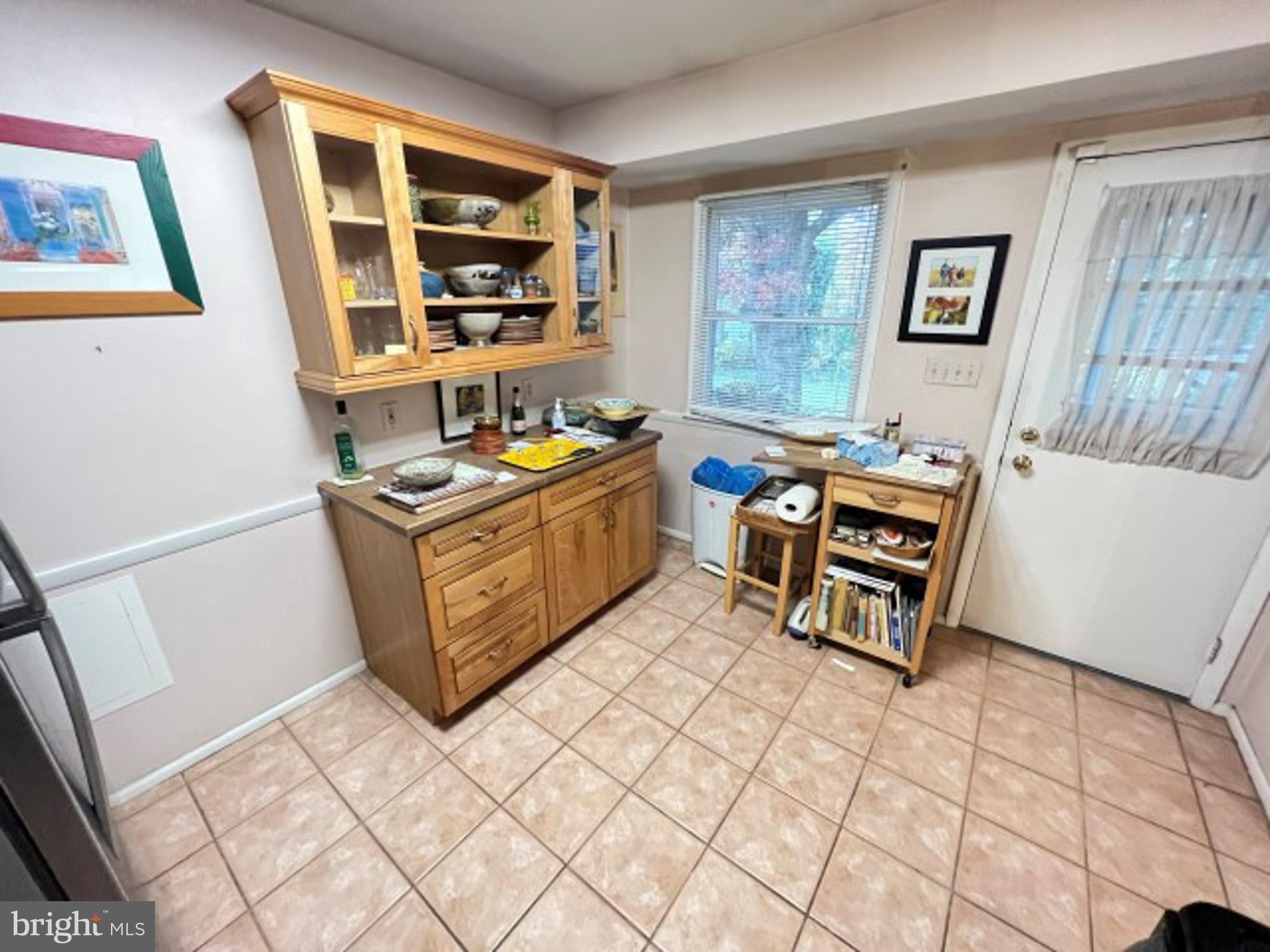 6516 Sherwood Road Baltimore, MD 21239 - Photo 18 of 76