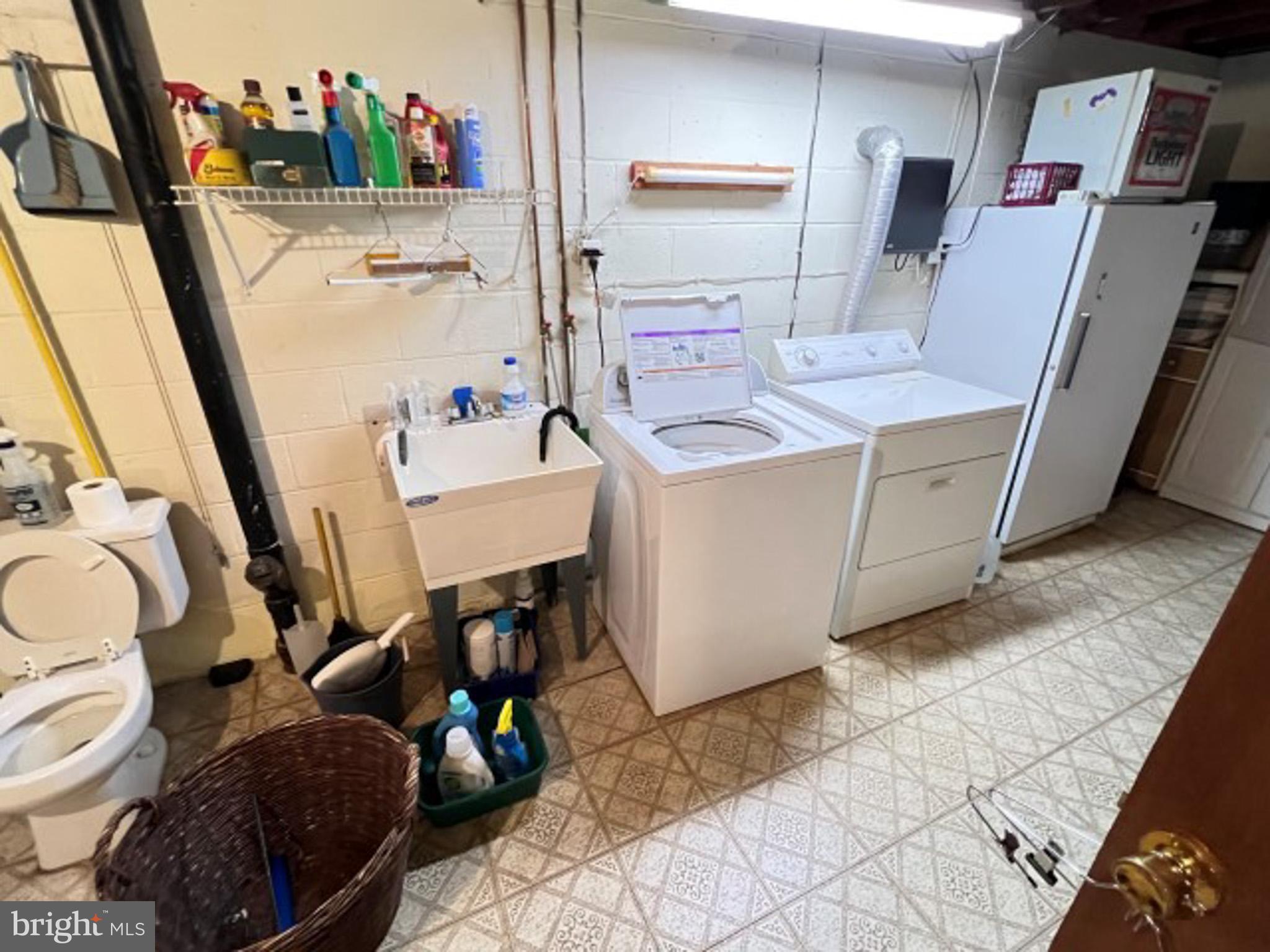 6516 Sherwood Road Baltimore, MD 21239 - Photo 57 of 76