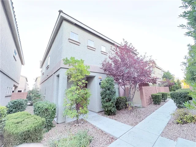 $2,350 | 9637 Greensburg Avenue, Las Vegas, NV 89178