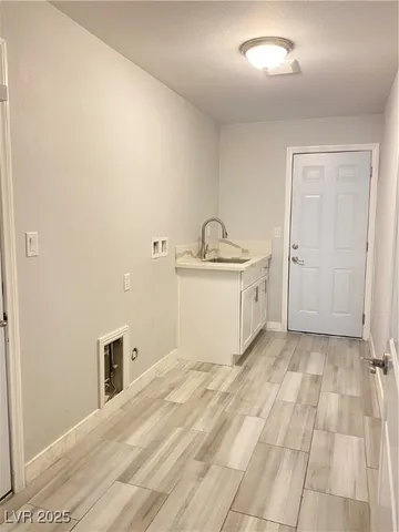 $2,350 | 9637 Greensburg Avenue, Las Vegas, NV 89178