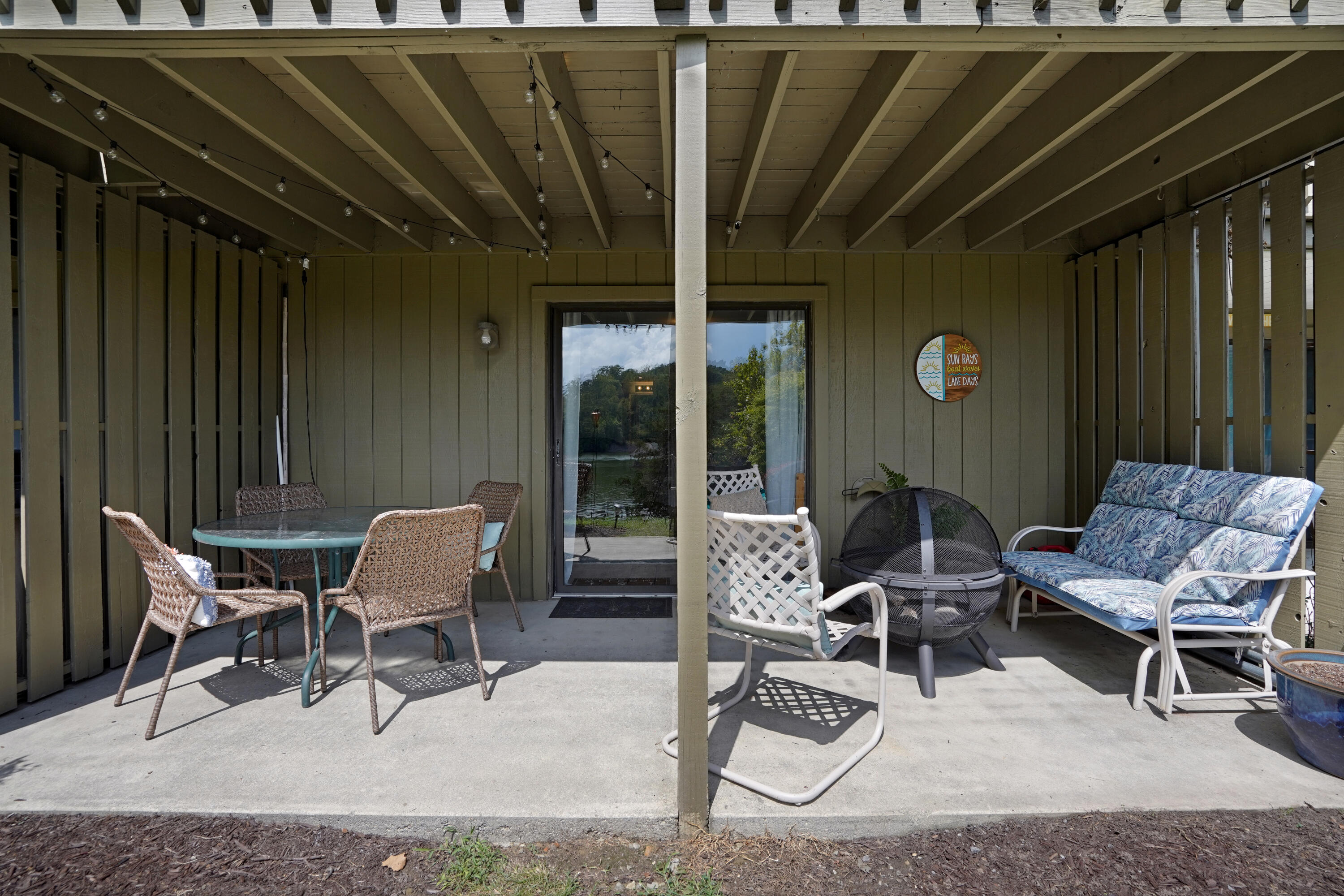 404 Harbor Ridge Drive Goodview, VA 24095 - Photo 28 of 38 Patio