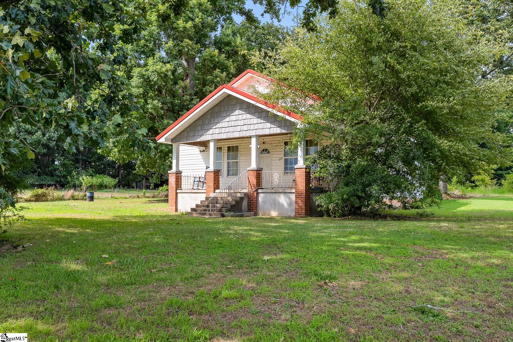 2045 Shady Grove Road Belton, SC 29627 - Photo 3 of 15