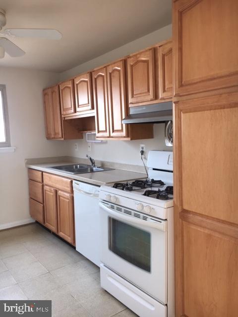5923 Halpine Road Rockville, MD 20851 - Photo 11 of 23 Kitchen