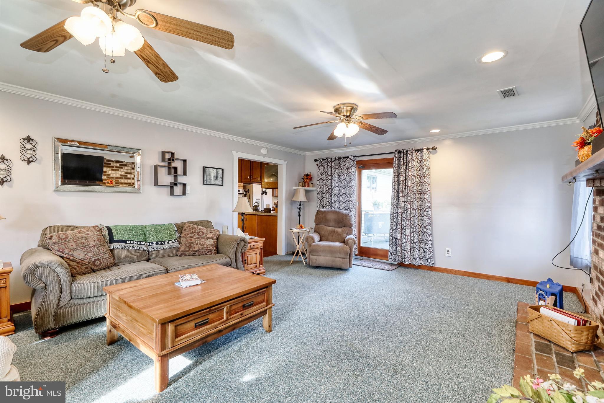210 Paddock Way Delran, NJ 08075 - Photo 8 of 50 Gallery Image 8