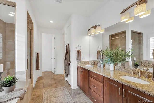 an empty room with a empty space and windows