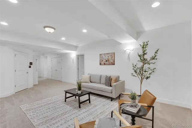 $1,250,000 | 10632 Star Thistle Court, Highlands Ranch, CO 80126