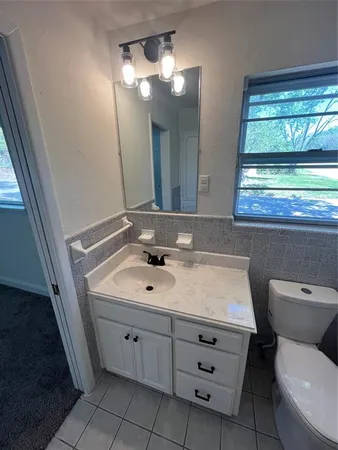 $2,500 | 1501 West Chestnut Street, Denison, TX 75020