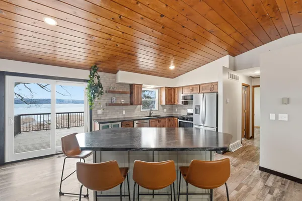 $450,000 | 11602 Arctic Drive, Grey Eagle, MN 56336