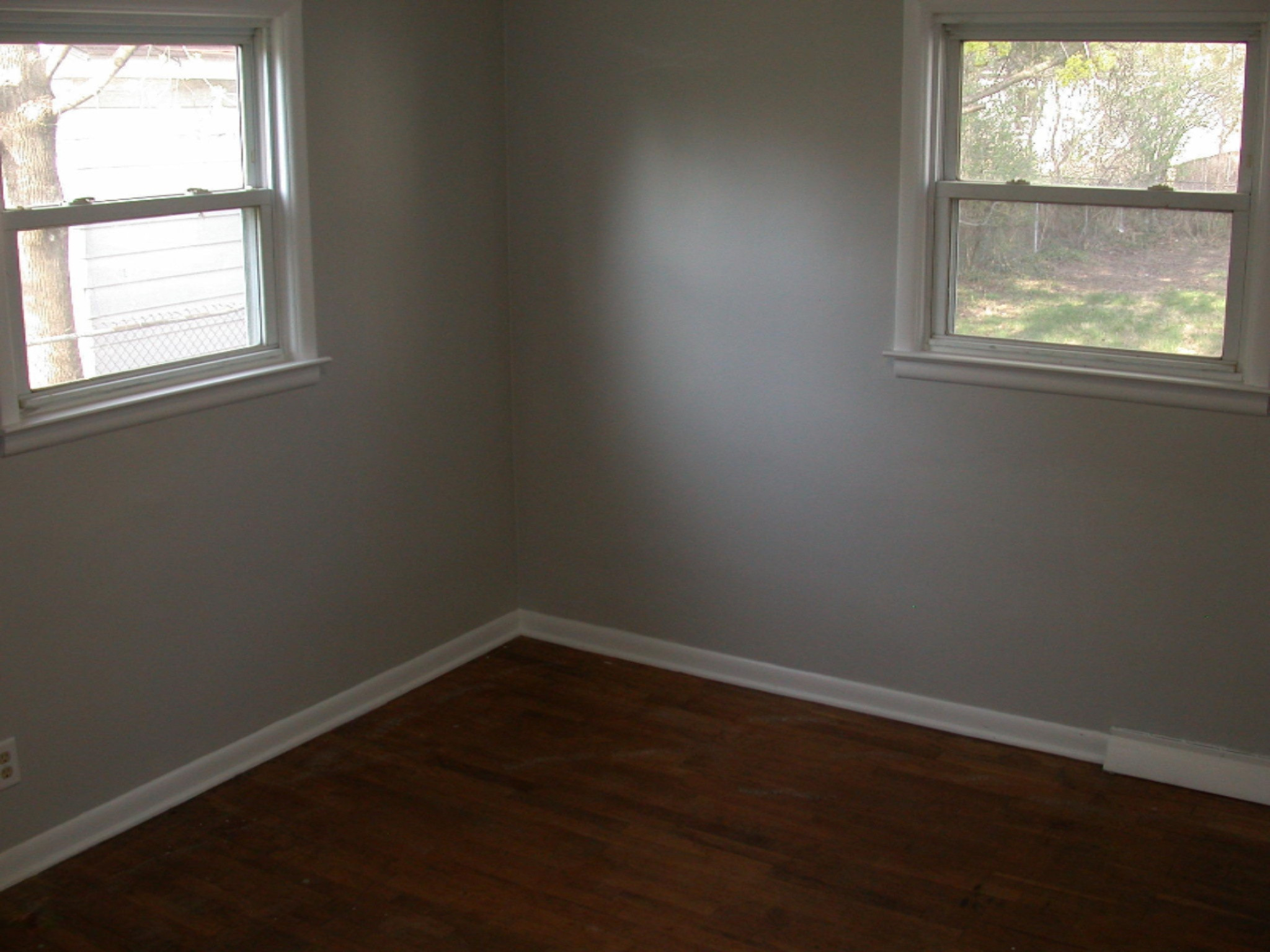 2910 Random Kalamazoo, MI 49004 - Photo 6 of 8 bedroom 3