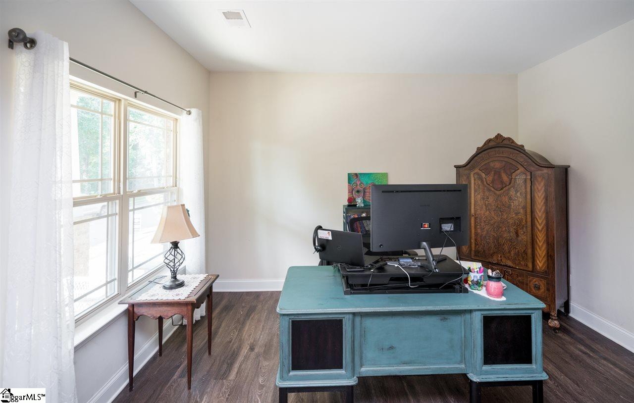 154 Arnold Mill Road Simpsonville, SC 29680 - Photo 14 of 36 Gallery Image 14
