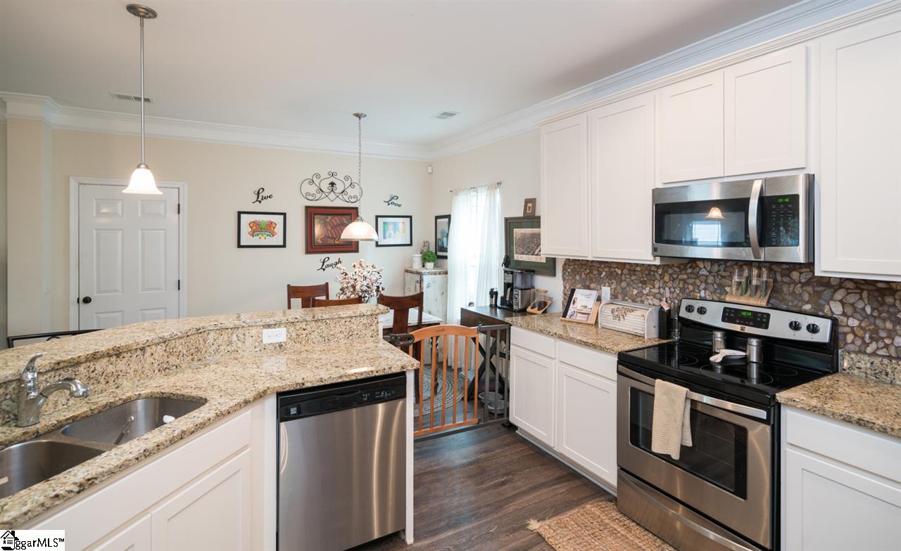 154 Arnold Mill Road Simpsonville, SC 29680 - Photo 7 of 36 Gallery Image 7