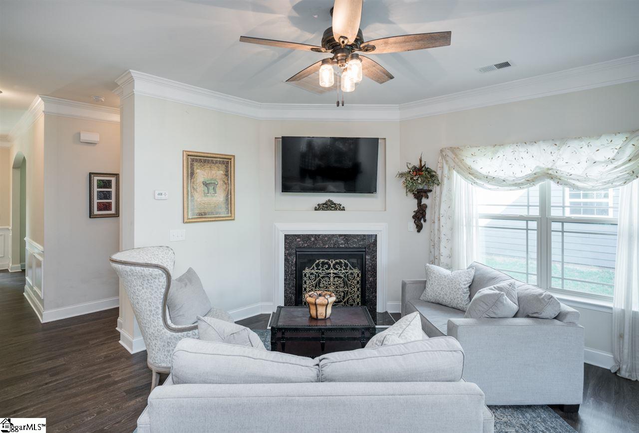 154 Arnold Mill Road Simpsonville, SC 29680 - Photo 9 of 36 Gallery Image 9
