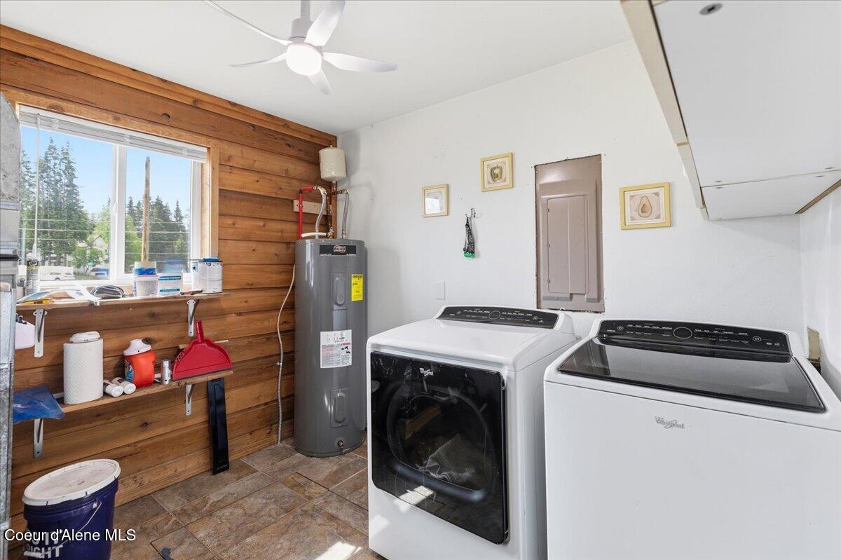 3061 East Lancaster Road Hayden, ID 83835 - Photo 21 of 49 Laudry Room