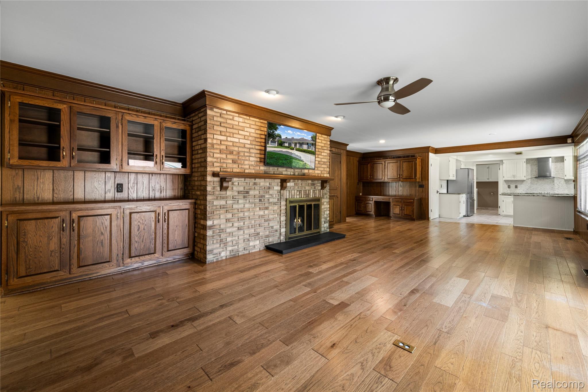 739 Ballantyne Road Grosse Pointe, MI 48236 - Photo 13 of 40