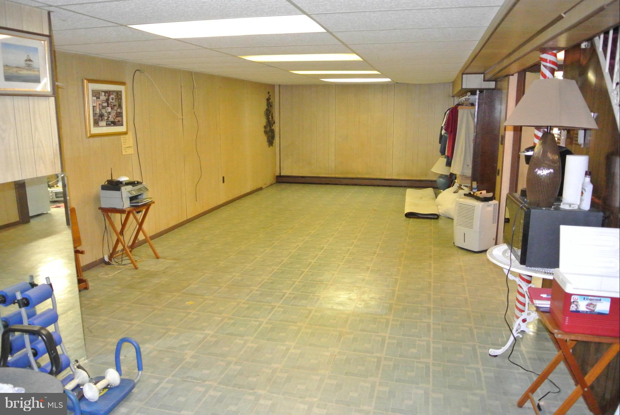 18 Walnut Hill Road La Plata, MD 20646 - Photo 3 of 20 Family Room