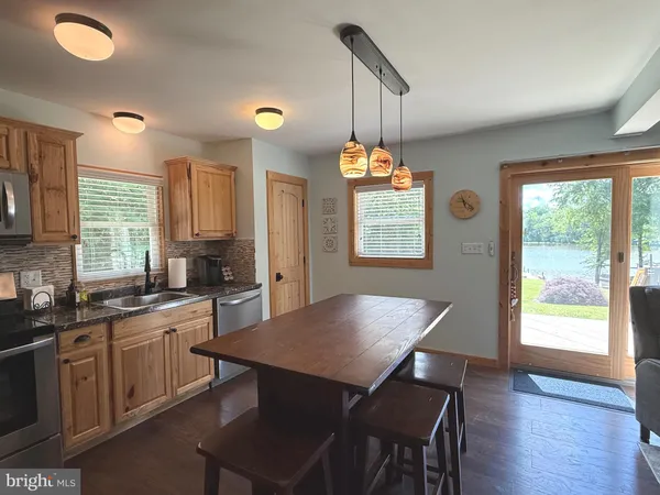 $845,000 | 198 Highway 793, Louisa, VA 23093