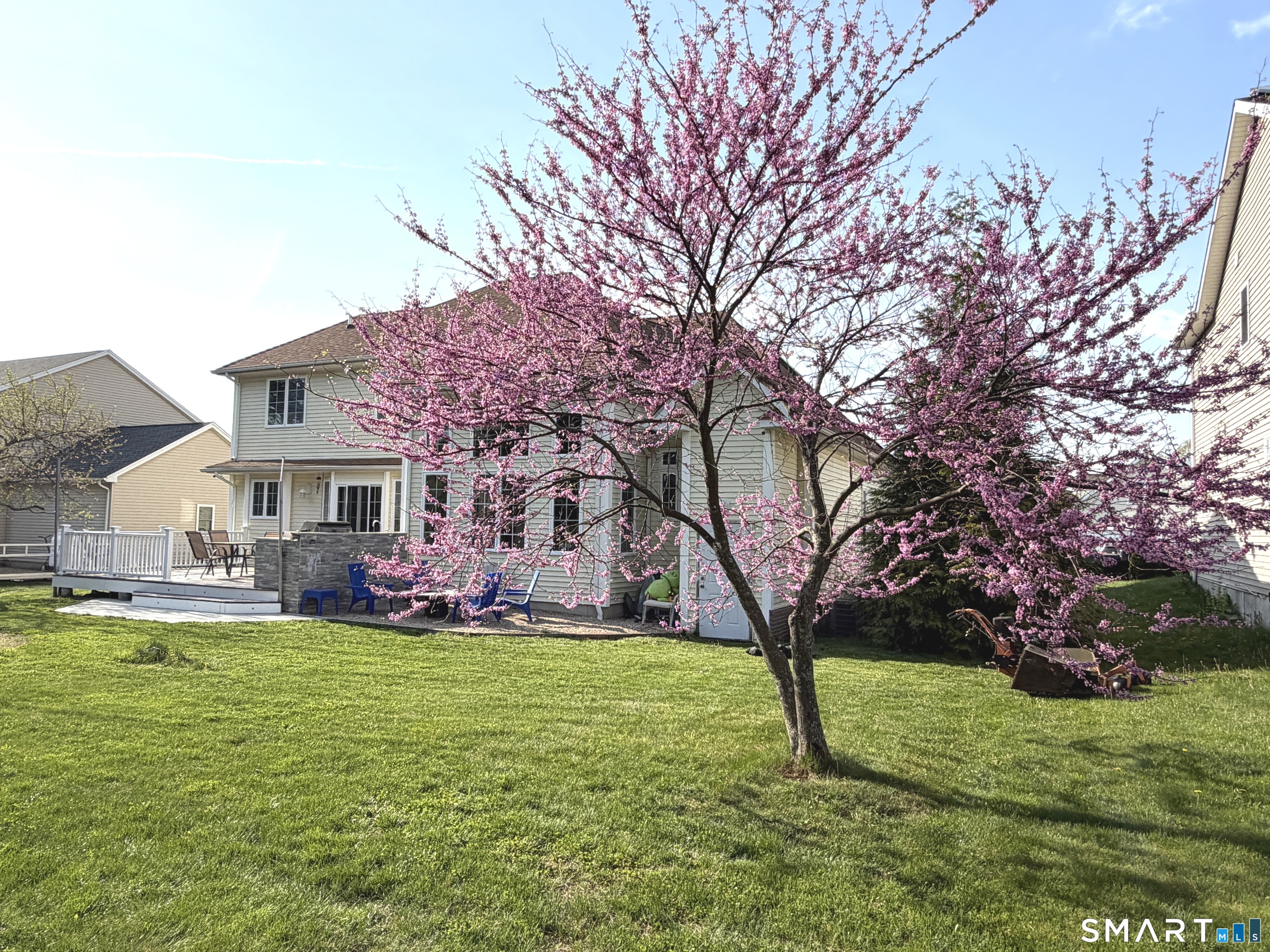 35 Emerald Pines Road Waterbury, CT 06704 - Photo 11 of 40 a view of a house with a yard