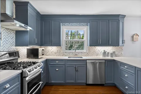 $895,000 | 640 Hillside Avenue, Mamaroneck, NY 10543