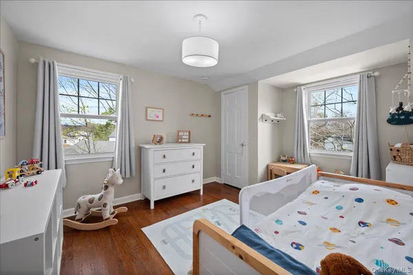 $895,000 | 640 Hillside Avenue, Mamaroneck, NY 10543