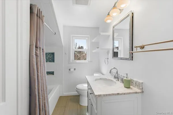 $895,000 | 640 Hillside Avenue, Mamaroneck, NY 10543