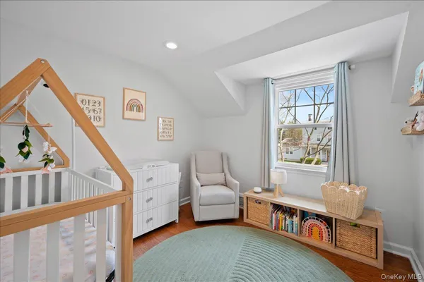 $895,000 | 640 Hillside Avenue, Mamaroneck, NY 10543