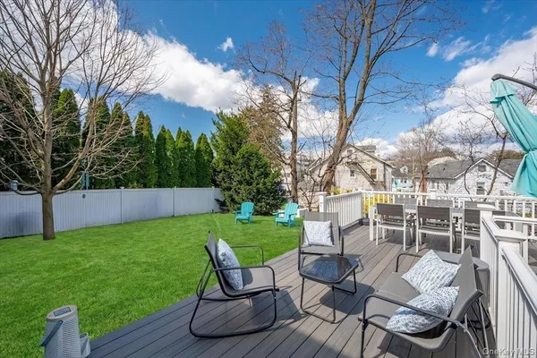 $895,000 | 640 Hillside Avenue, Mamaroneck, NY 10543