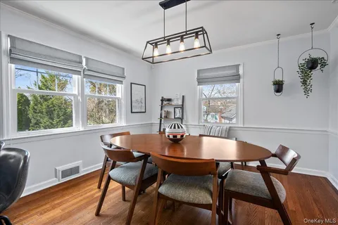 $895,000 | 640 Hillside Avenue, Mamaroneck, NY 10543