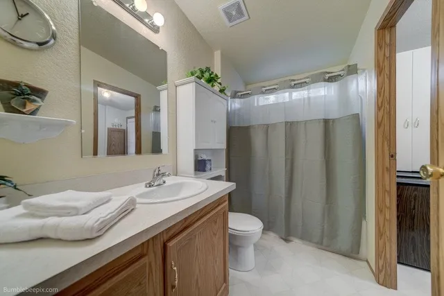 $400,000 | 44307 Miles Road North, Unit N, Davenport, WA 99122