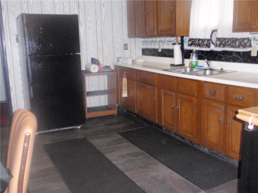 2053 McIntyre Road Shelocta, PA 15774 - Photo 4 of 9 Kitchen