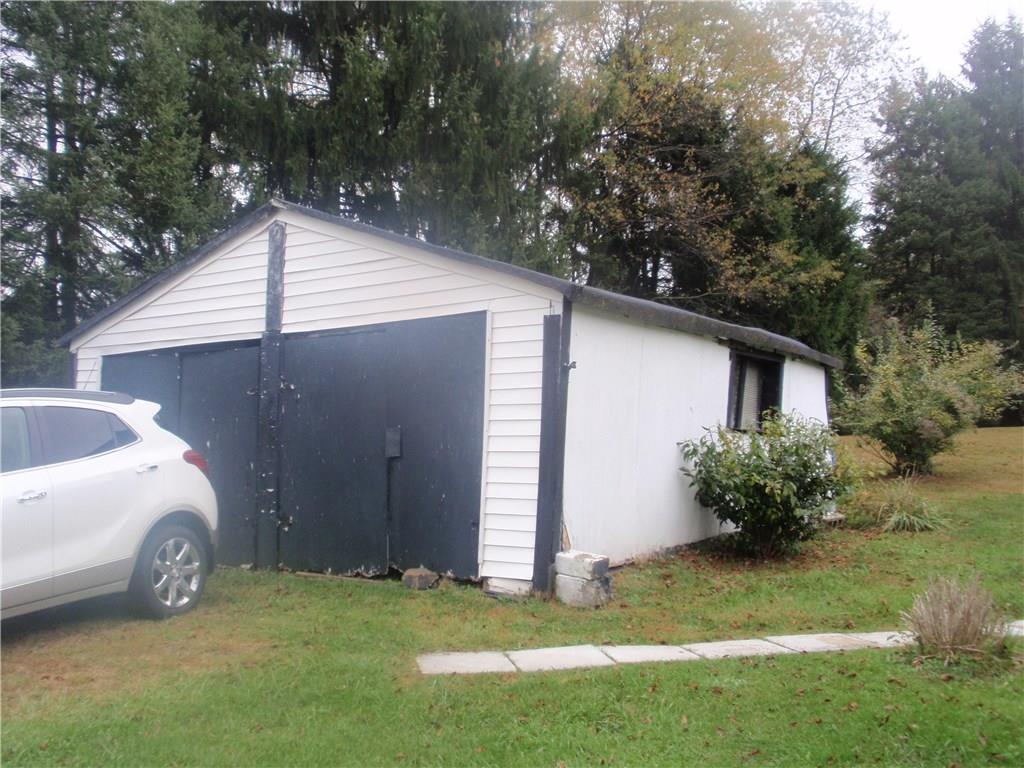 2053 McIntyre Road Shelocta, PA 15774 - Photo 9 of 9 Garage